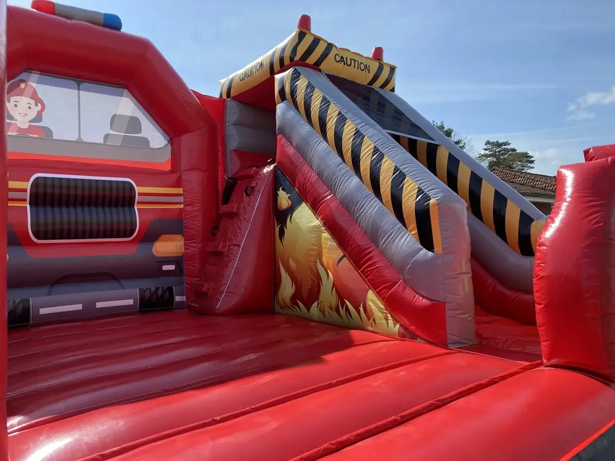 Feuerwehrwache Huepfburg Innen